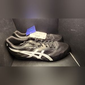 NWT Asics HyperLo